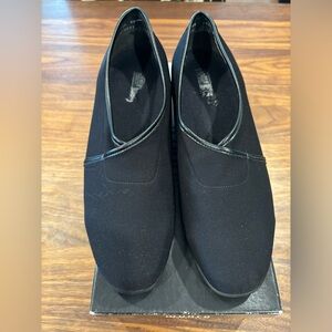 EUC Munro Black Shoe, Sz 10 WW